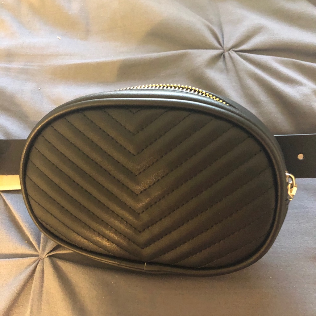 Nwt Quilted Black Belt Bag